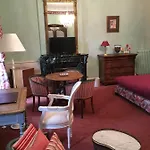 Chateau Des Jacobins Ξενοδοχείο Αζάν