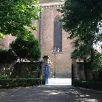 Hotel Chateau Des Jacobins 3*