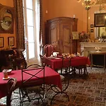 Chateau Des Jacobins 3* Αζάν