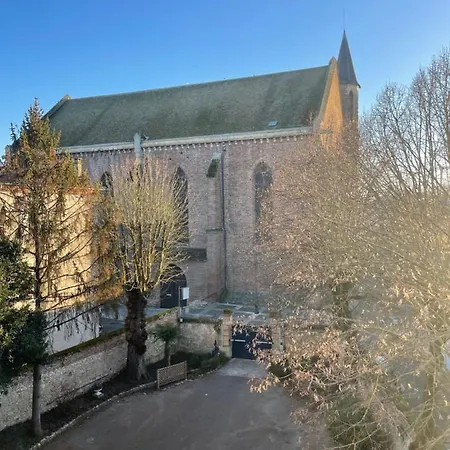 Otel Chateau Des Jacobins 3*