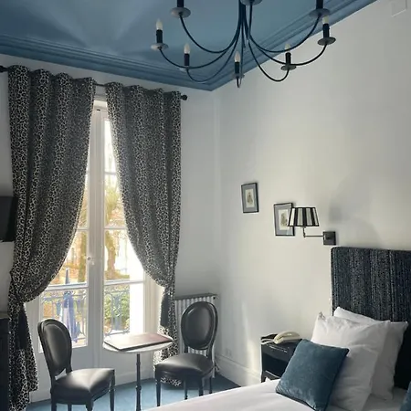 Chateau Des Jacobins Hotel 3*