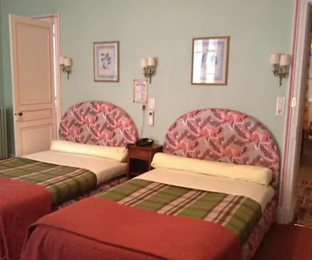 Chateau Des Jacobins Hotel 3*