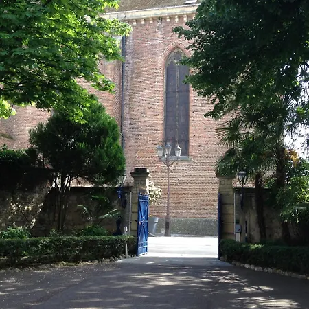 Hotel Chateau Des Jacobins 3*