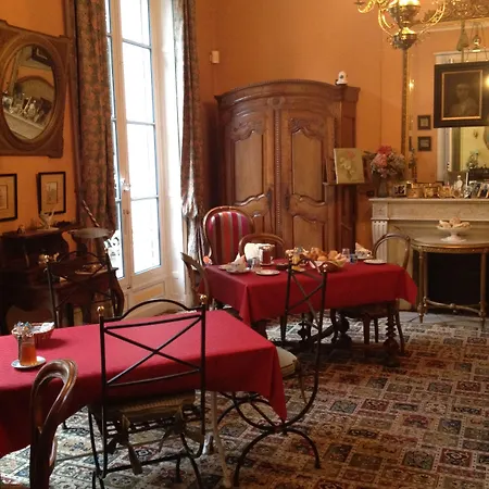 Chateau Des Jacobins 3* Agen