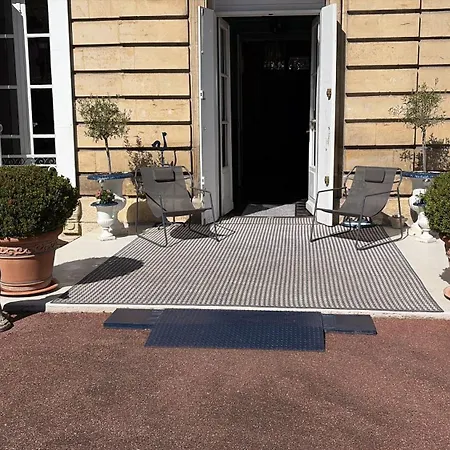 Chateau Des Jacobins 3* Agen