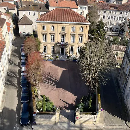 Chateau Des Jacobins Hotel 3*