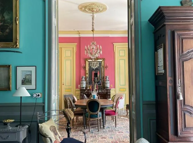 فندق Chateau Des Jacobins أجان