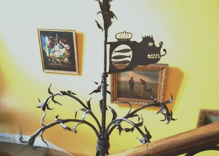 Chateau Des Jacobins 3* אז'ן