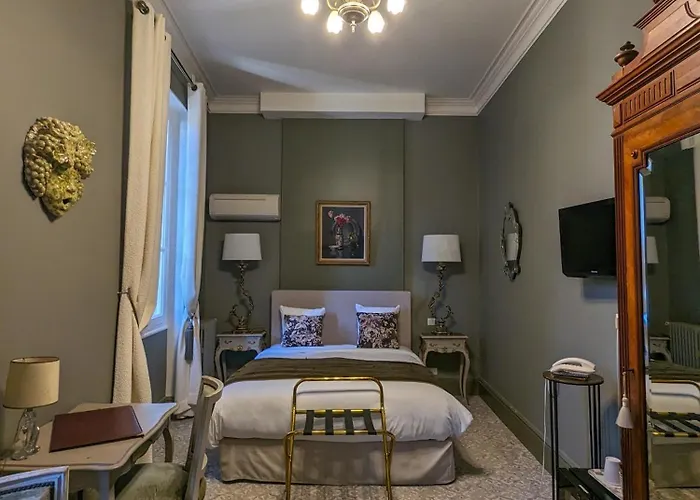 Chateau Des Jacobins