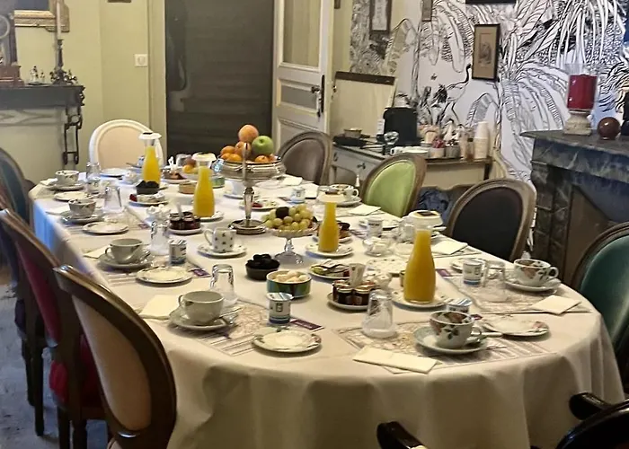 Chateau Des Jacobins Hotel