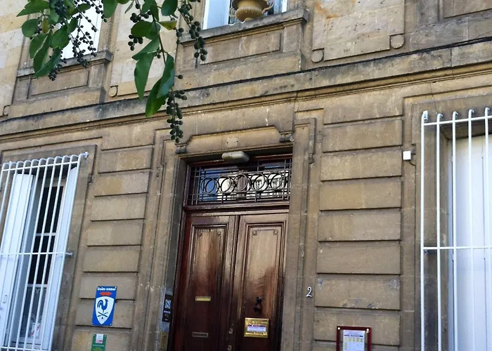 מלון Chateau Des Jacobins אז'ן