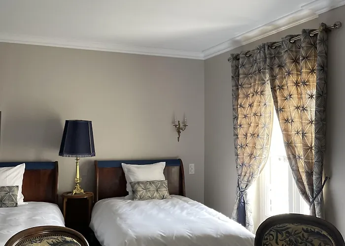 Chateau Des Jacobins أجان