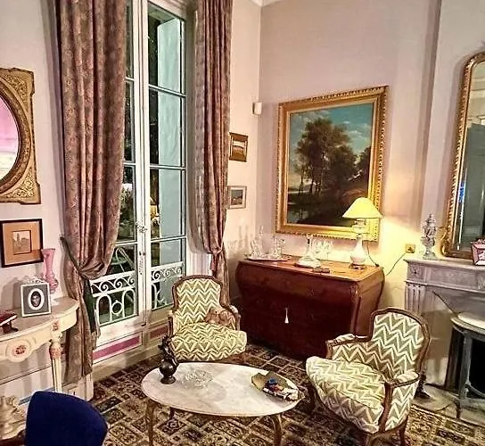 מלון Chateau Des Jacobins אז'ן